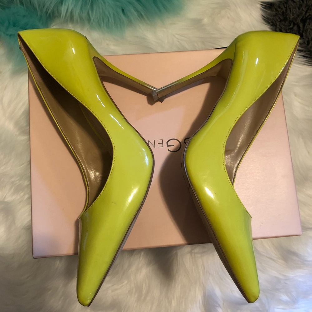 Bcbgeneration Pumps - image 6